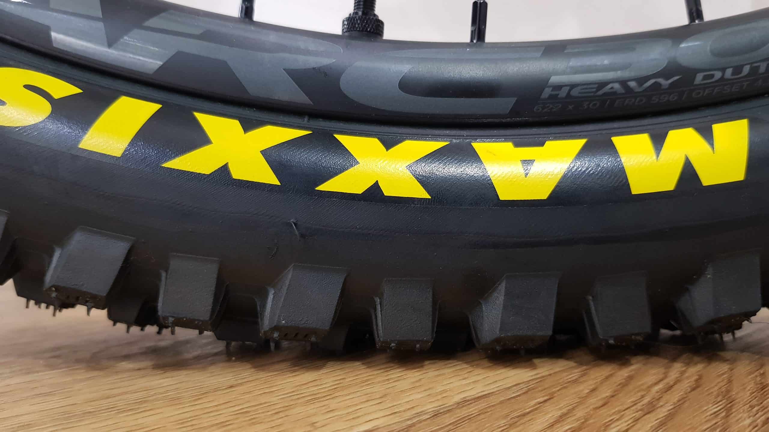 when to replace mountain bike tires